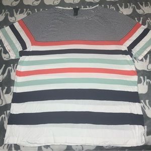 H&M woman’s short sleeve top.  Size XL.